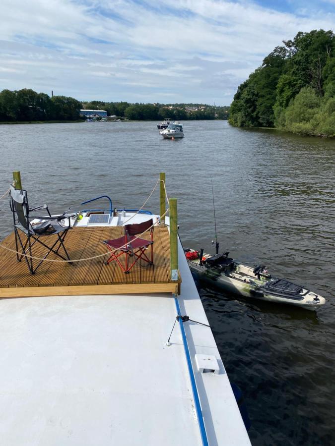 Zouw Hausboat Zakotven -Pouze Ubytovani Roudnice nad Labem Dış mekan fotoğraf