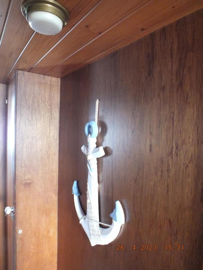Zouw Hausboat Zakotven -Pouze Ubytovani Roudnice nad Labem Dış mekan fotoğraf