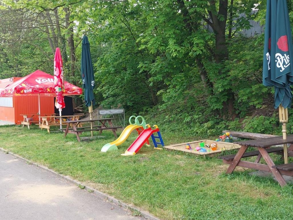 Zouw Hausboat Zakotven -Pouze Ubytovani Roudnice nad Labem Dış mekan fotoğraf